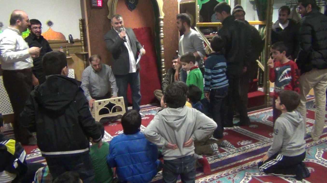 Hollanda’da Mekke’nin Fethi coşkuyla kutlandı Hollanda’da Mekke’nin Fethi coşkuyla kutlandı